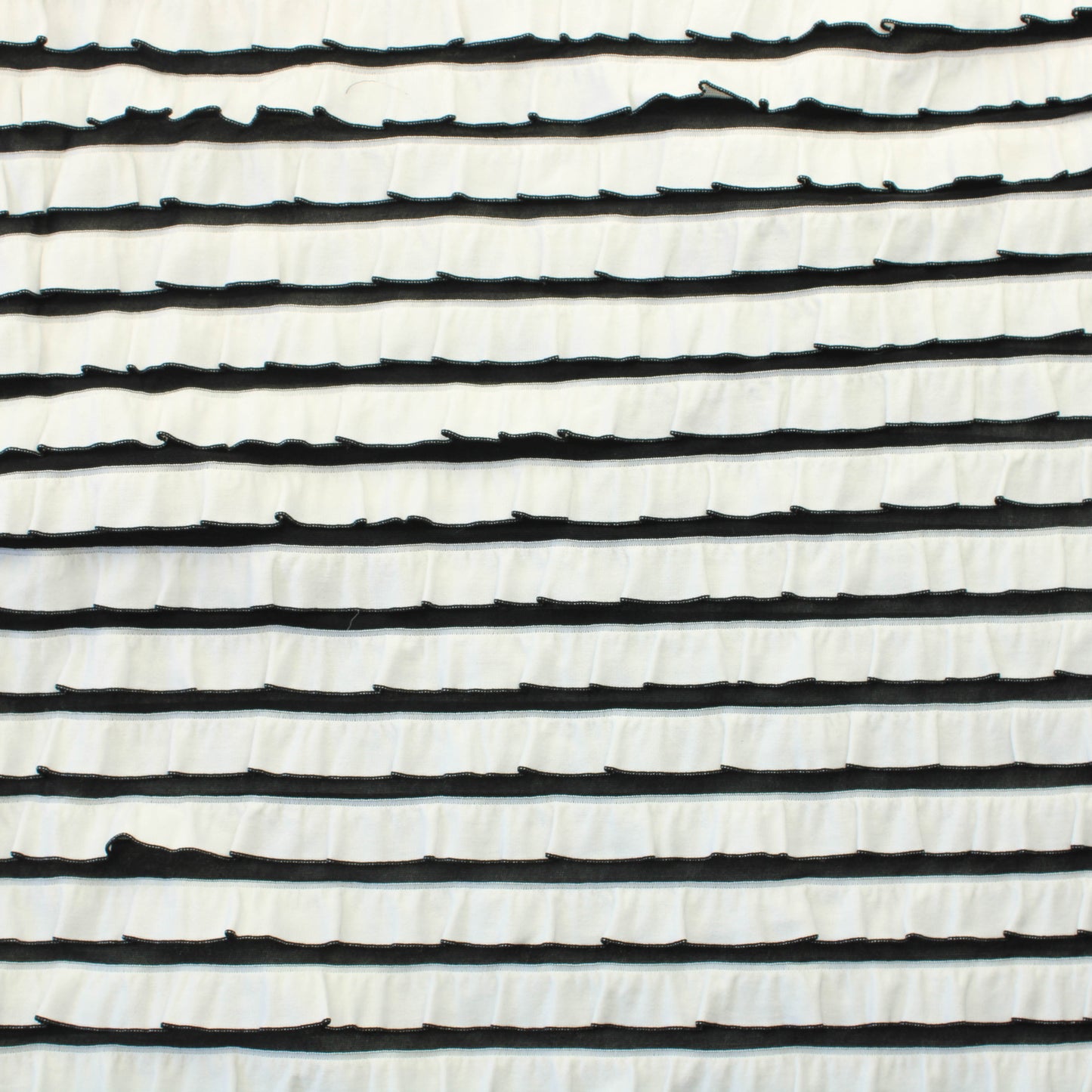 Mustavalkoinen Vaatetuskangas - Pala