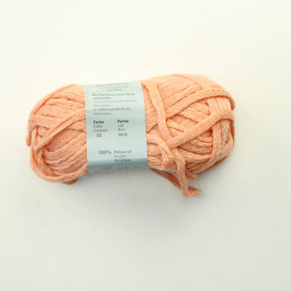 Four Seasons Gründl Flamenco Uni - 32 Lankapussi 399 (200g)