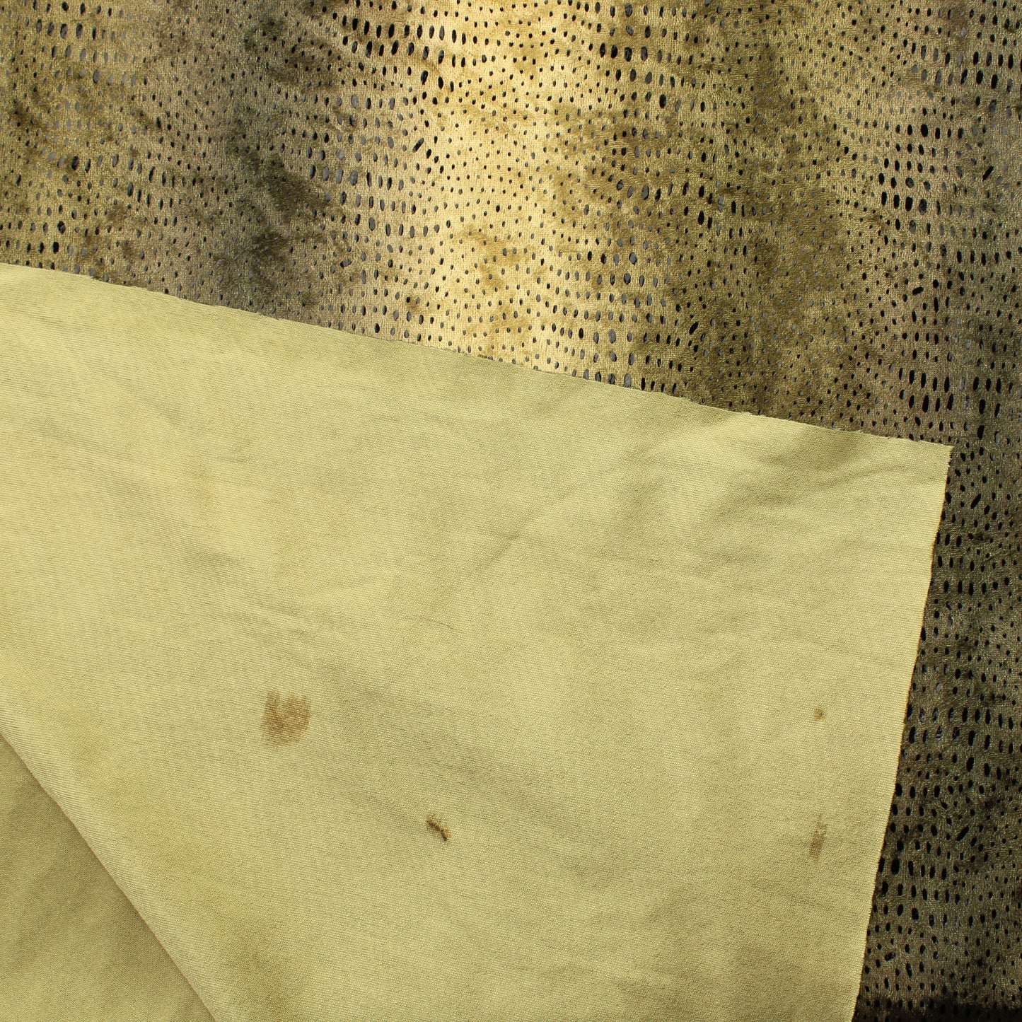 Pintakuvioitu Loimusametti - Pala