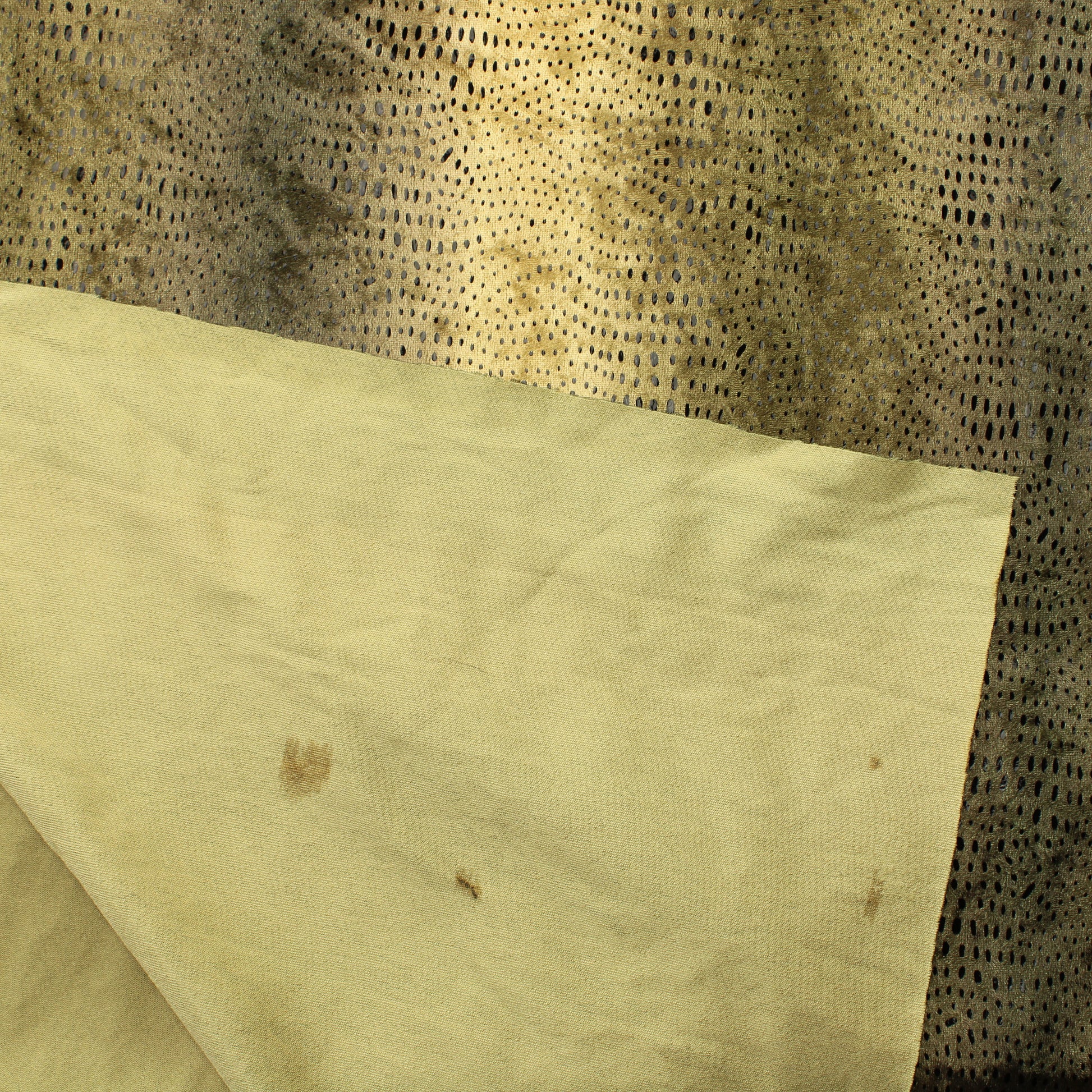 Pintakuvioitu Loimusametti - Pala