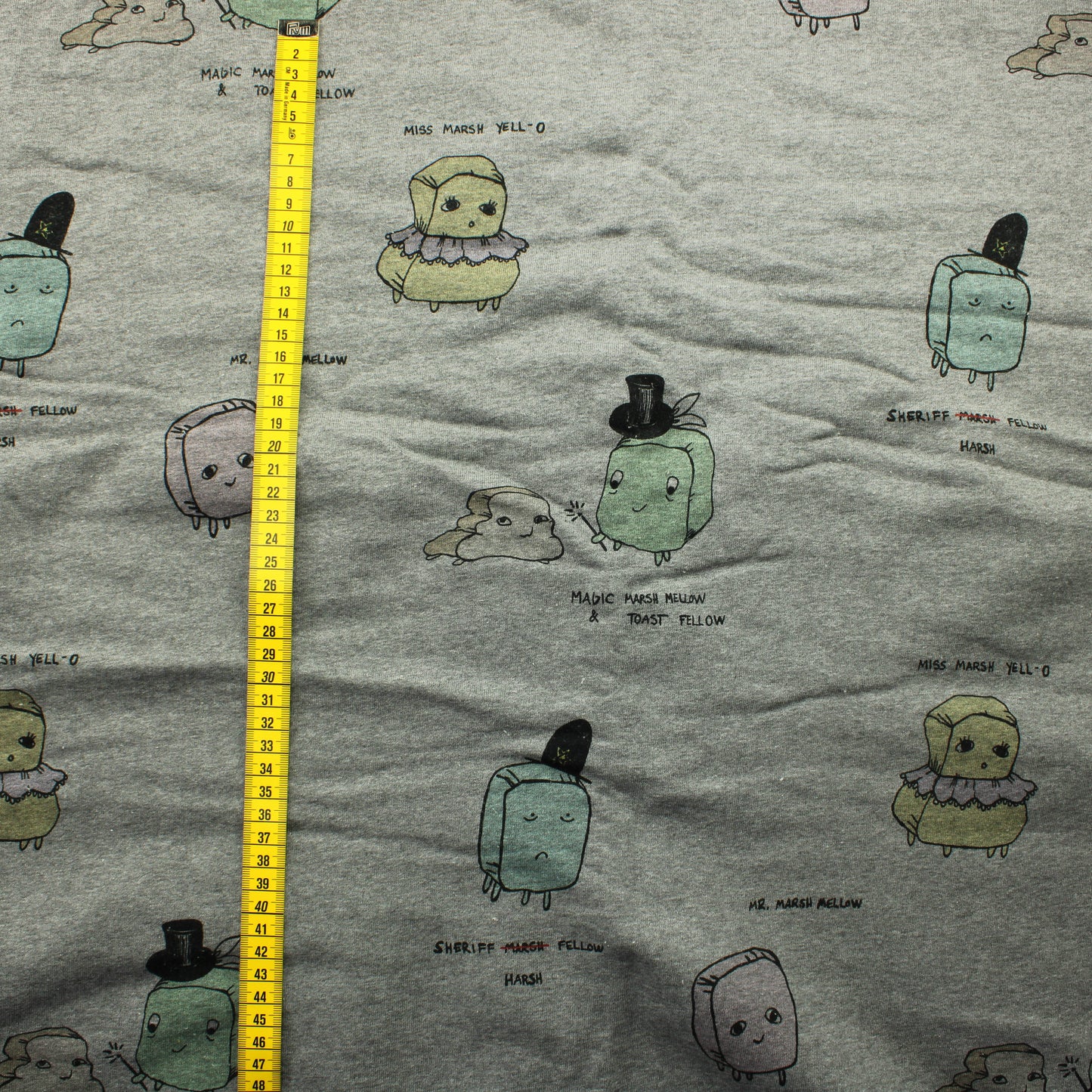 Hellin Marshmallows College - Pala