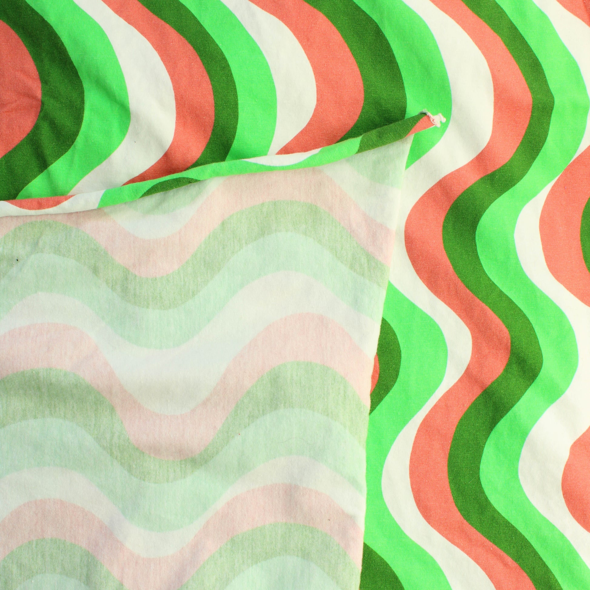 Aaltokuvioinen Trikoo - Pala