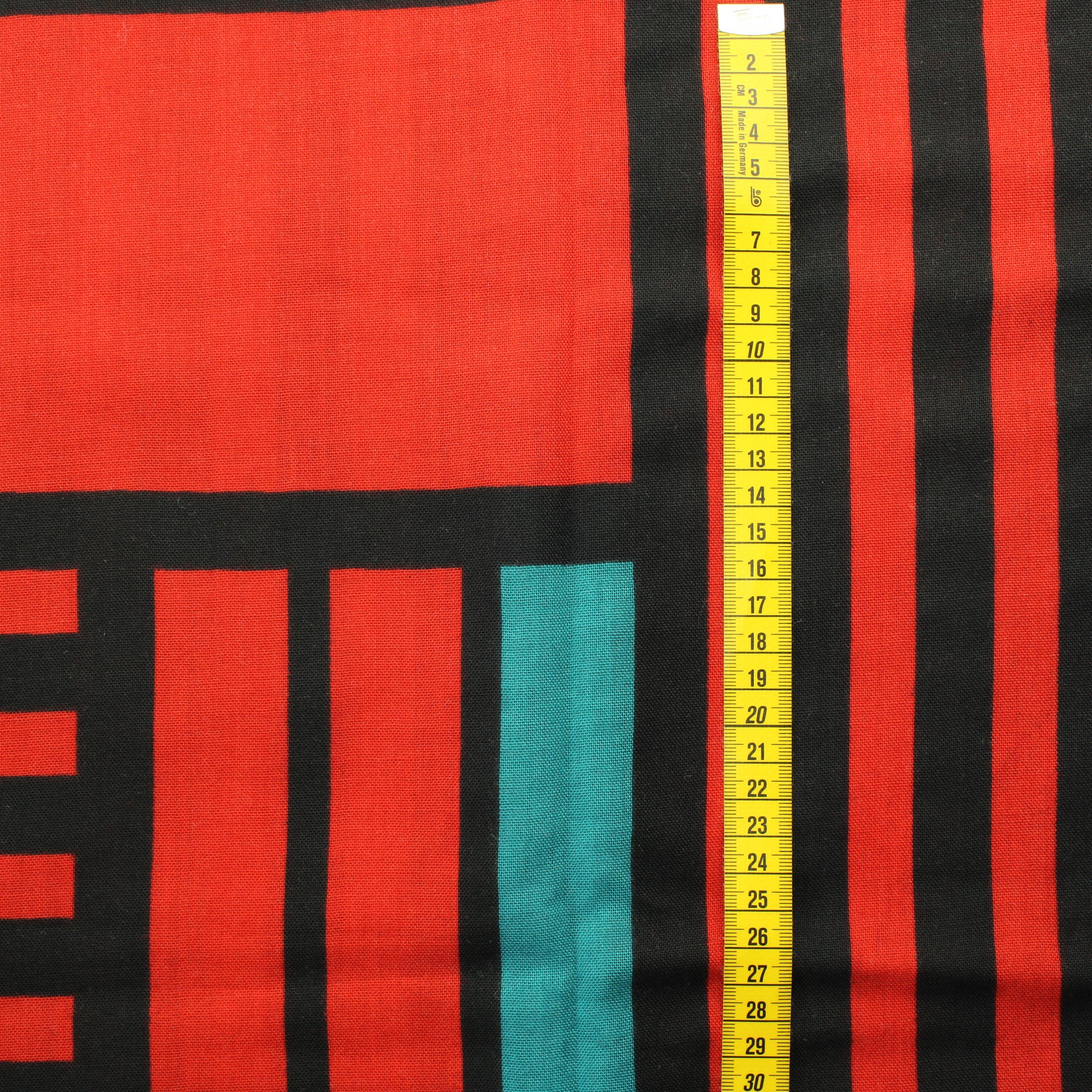 Viiva ja laatikkokuvioinen Verhokangas - Pala