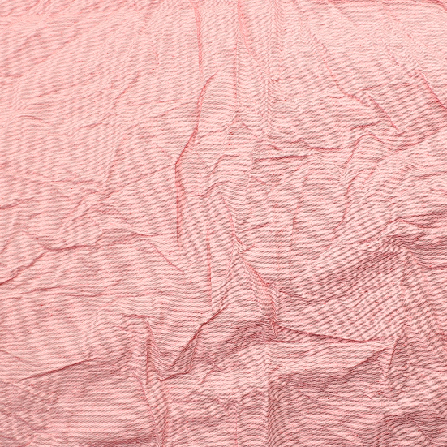 Punavalkoinen tekokuitu - Pala