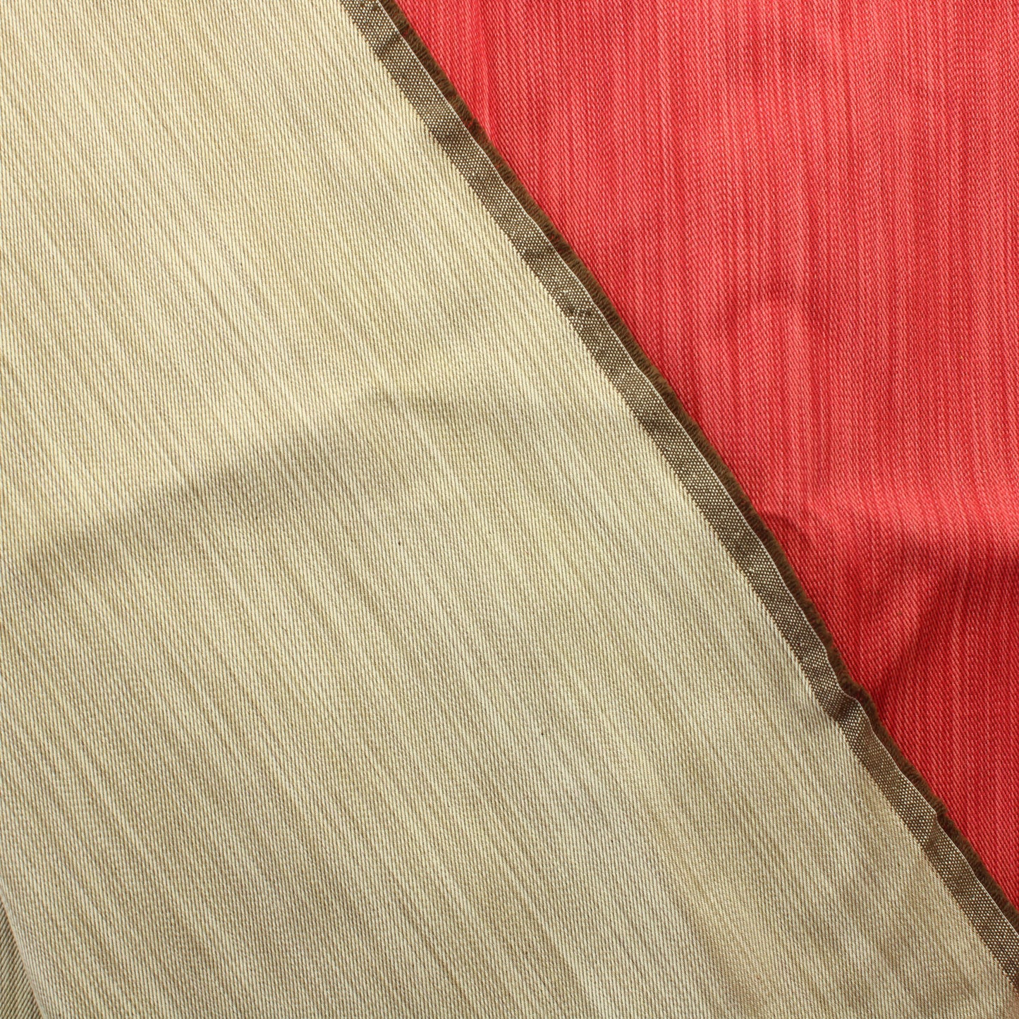 Kaksivärinen Paksu Sisustuskangas - Pala