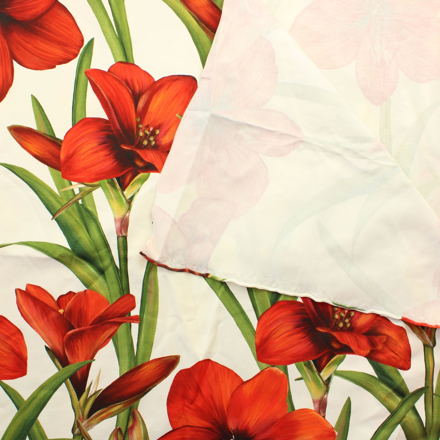 Ommellinen Lilja Trikoo - Pala