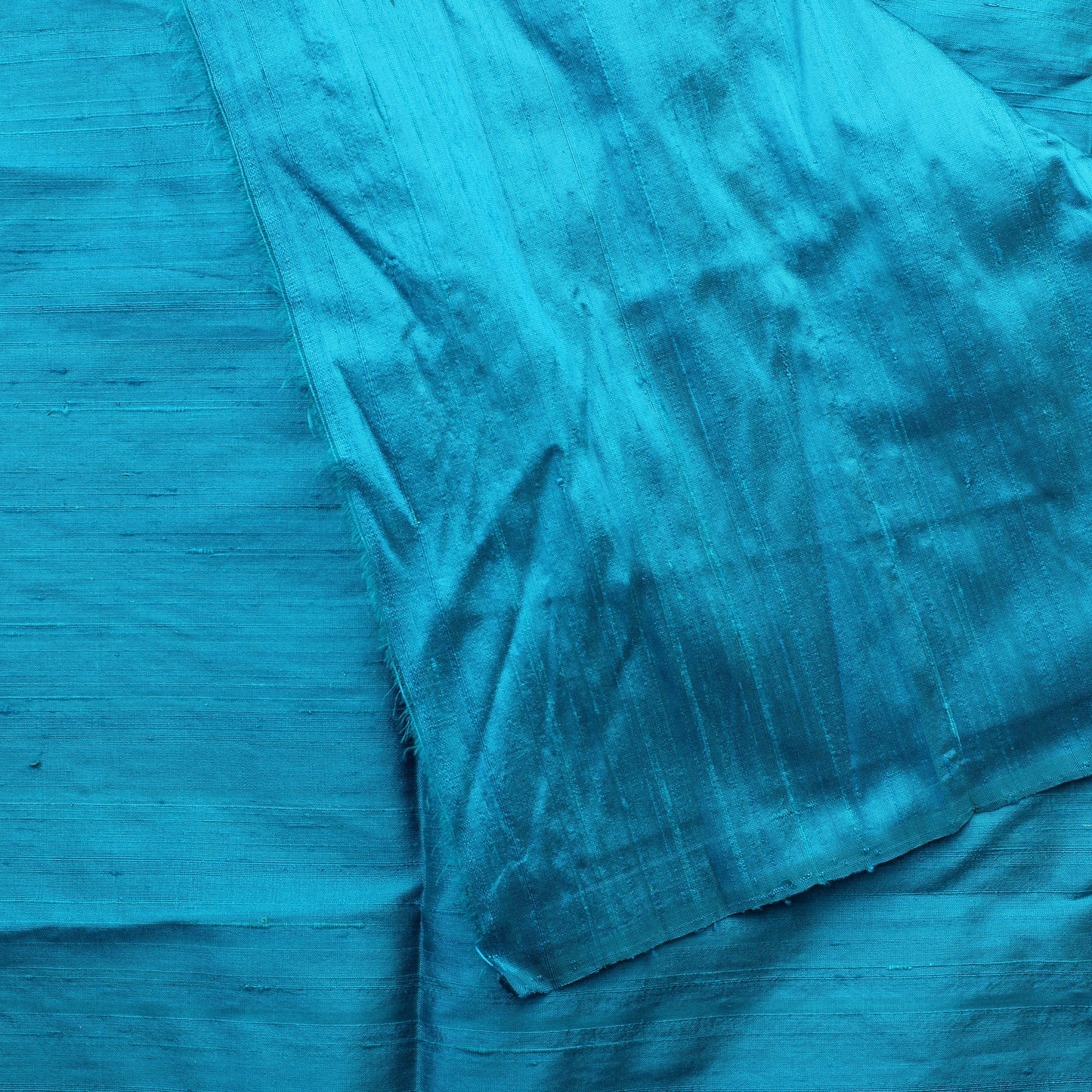 Tummaturkoosi Silkki - Pala