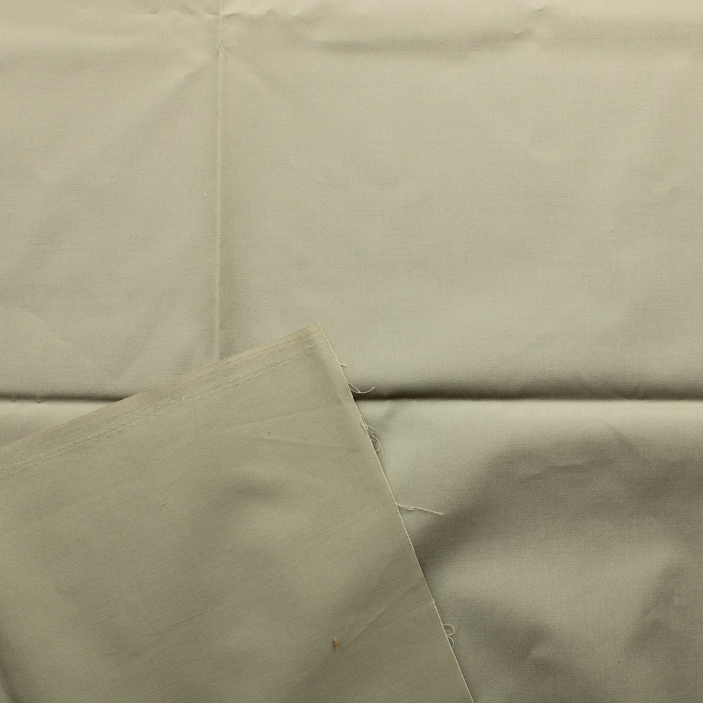 Rusehtavan harmaa Vaatetuskangas nro 5- Pala - Pala