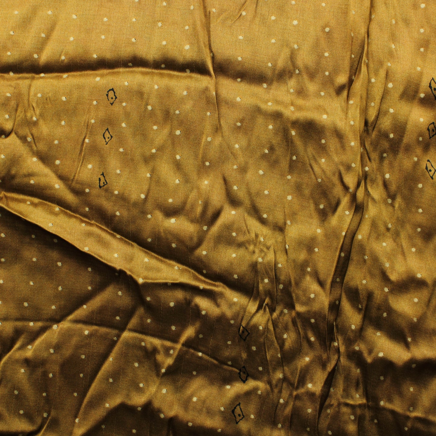 Ruskea Satiini - Pala