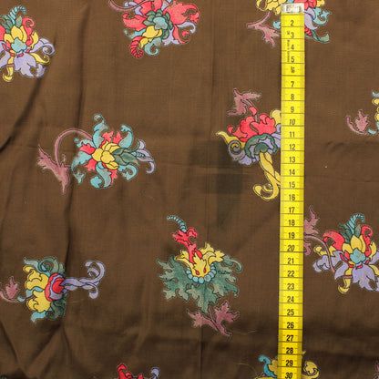 Ruskea kuviollinen Vaatetuskangas - Pala