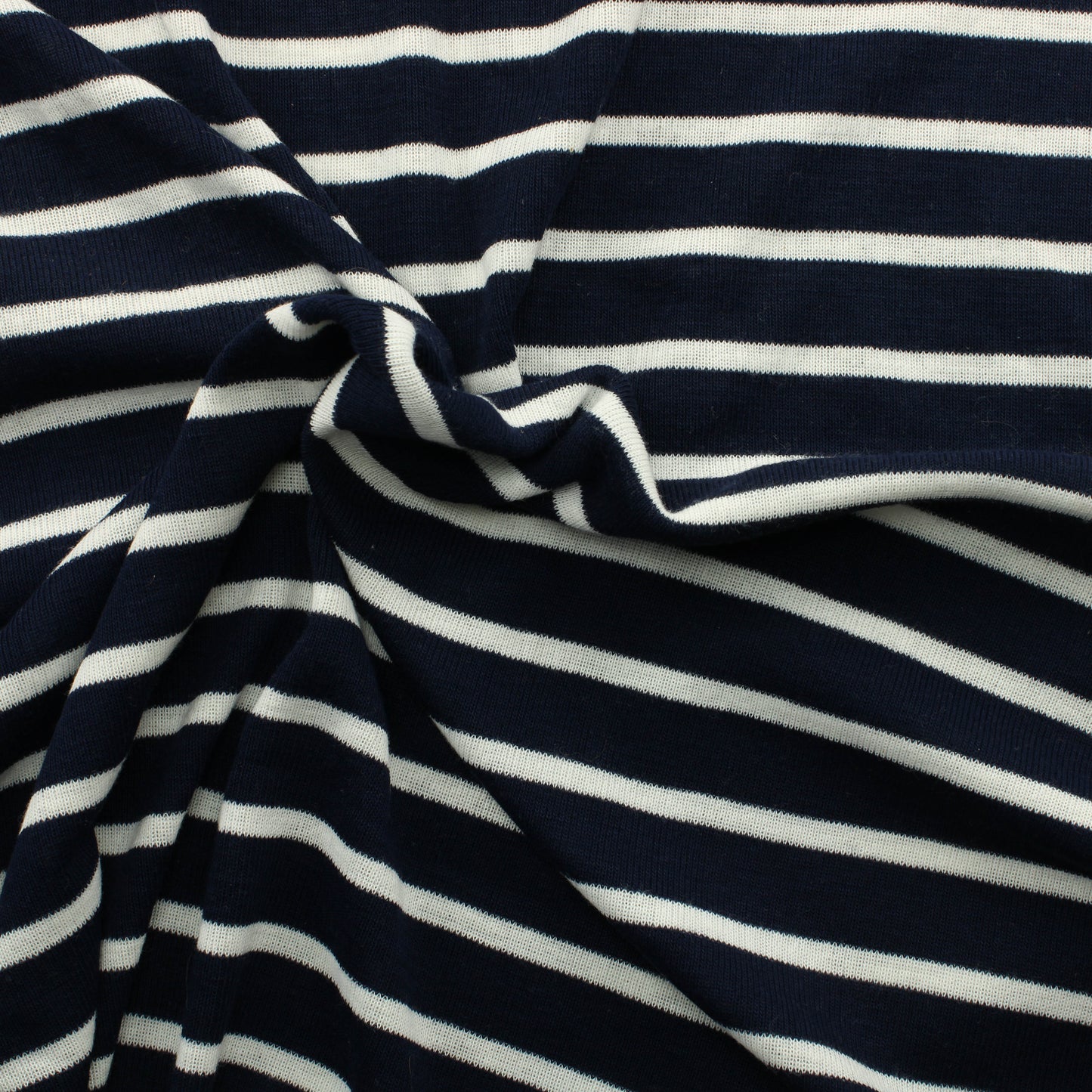 Sinivalkoinen raidallinen Interlock neulos - Pala