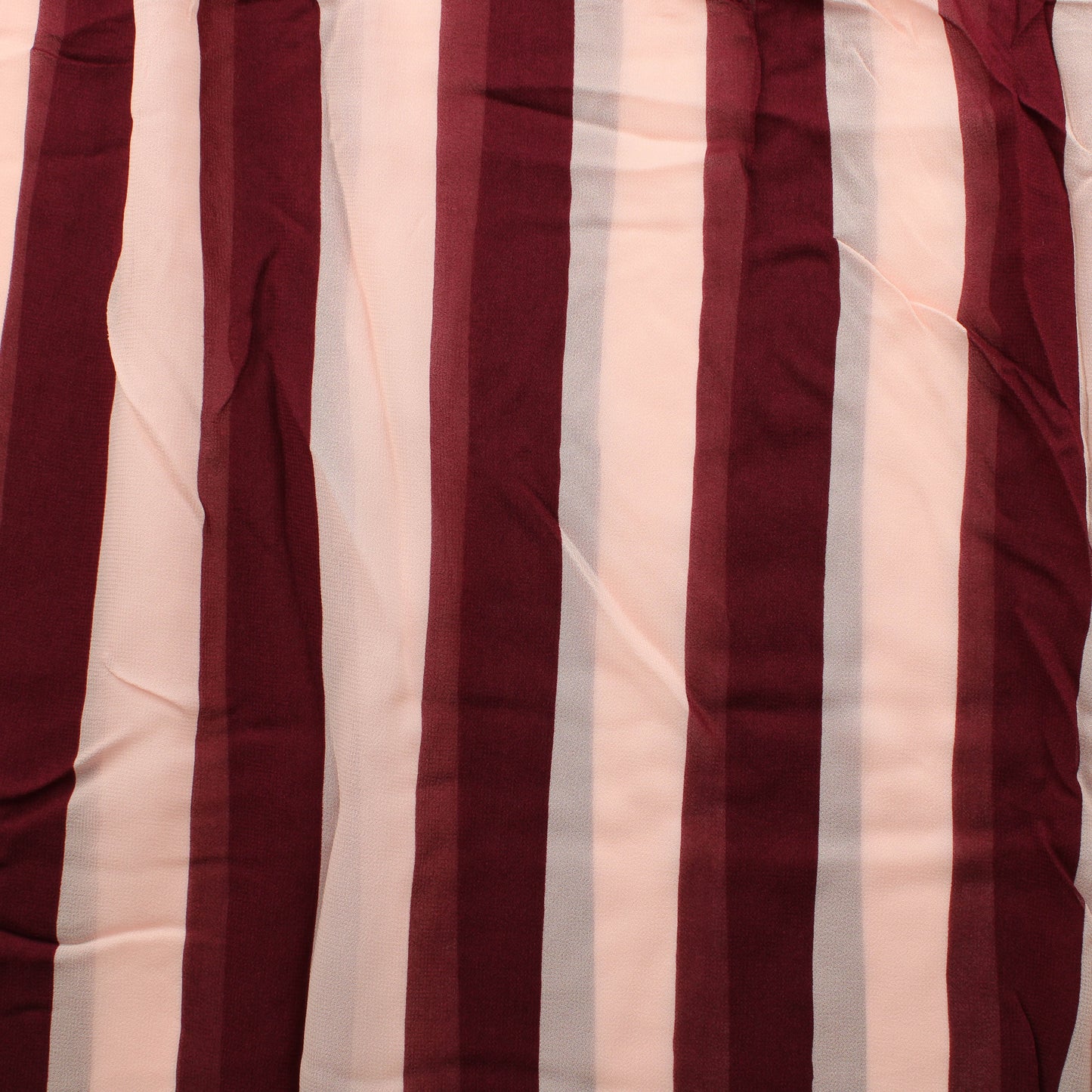 Viininpuna-vaaleanpunainen Raita Viskoosisifonki - Pala