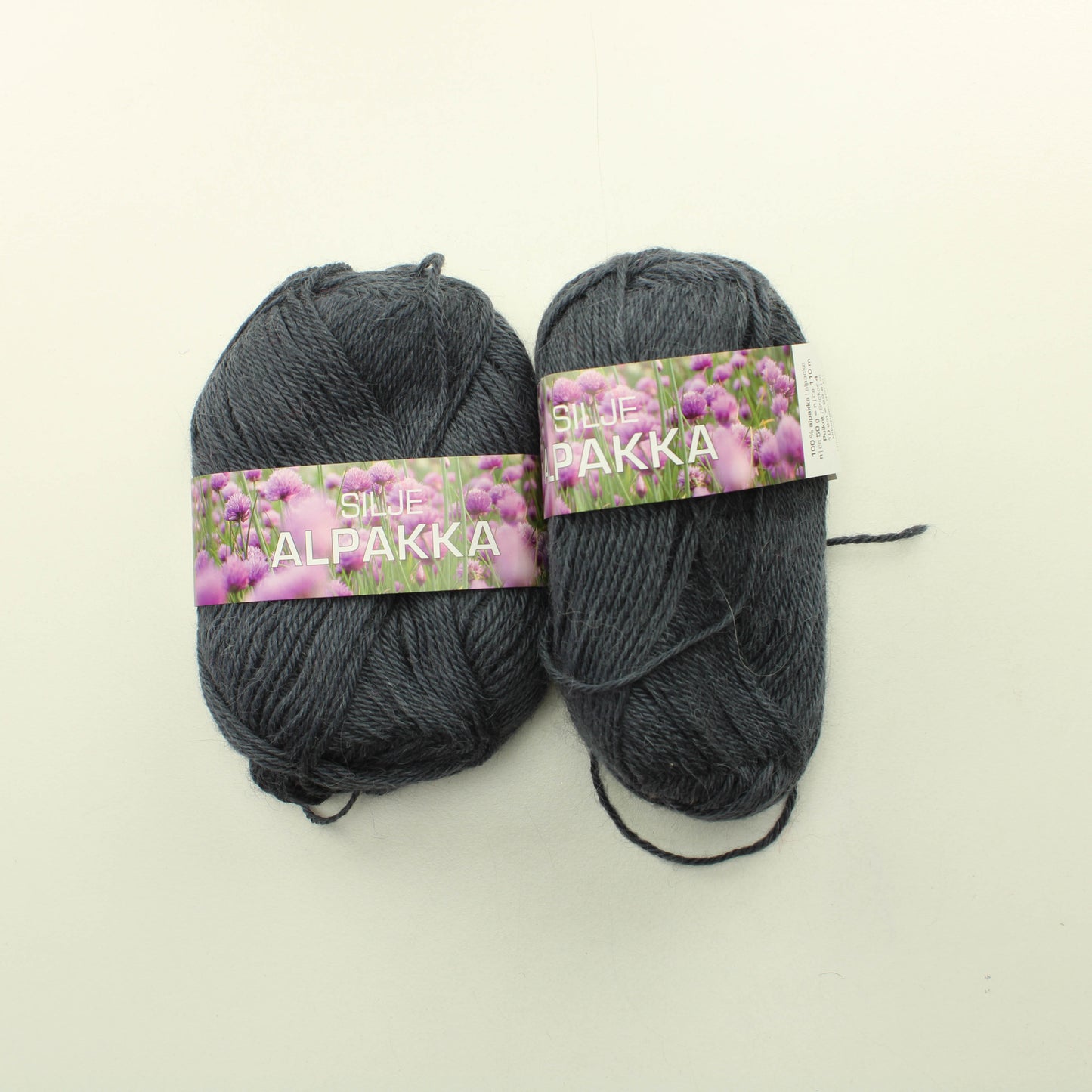 Kauhavan kangas-aitta Silje Alpakka - 6071 Lankapussi 251 (100g)