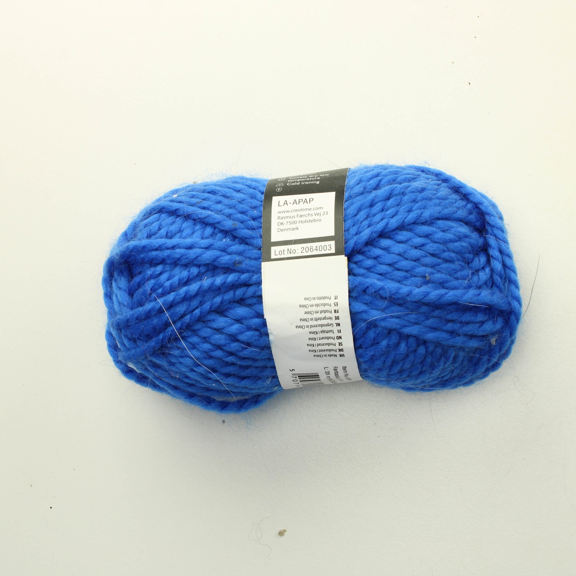 Fantasia Maxi Acrylic Yarn - 