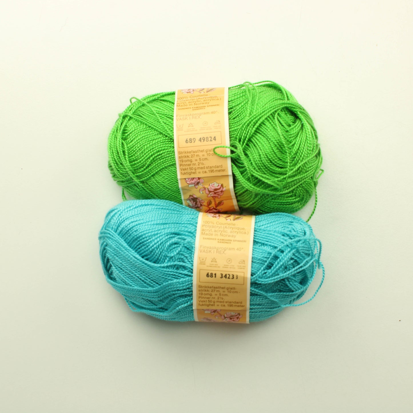 Sandnes Kamgarn Spinneri Rosett - Lankapussi ]89 (150g)