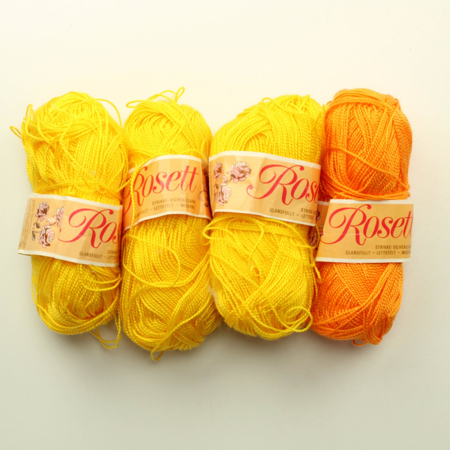 Sandnes Kamgarn Spinneri Rosett - Lankapussi 131 (200g)