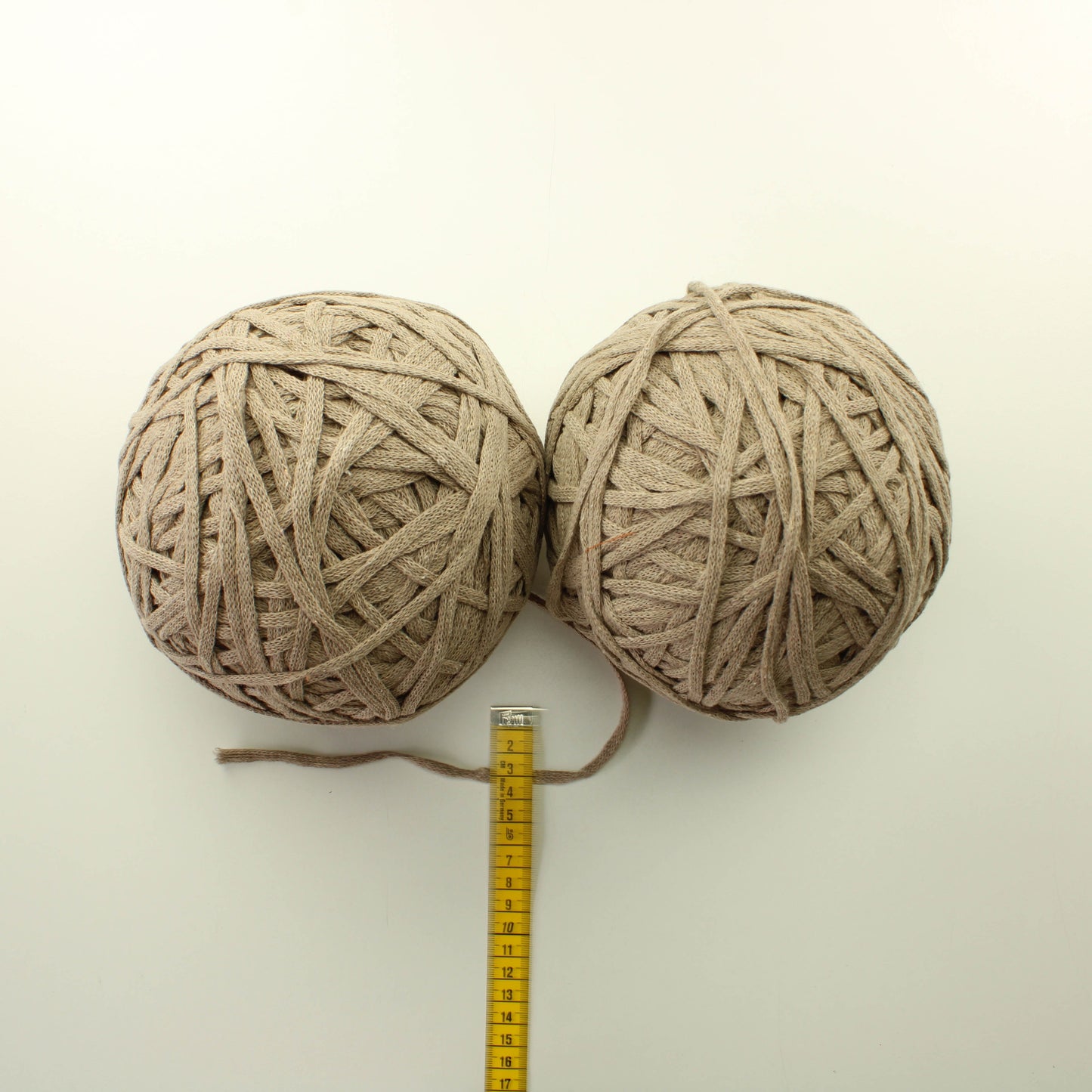 Beige Ontelokude - Lankapussi (1050g)
