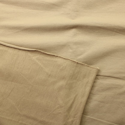 Beige College - Pala