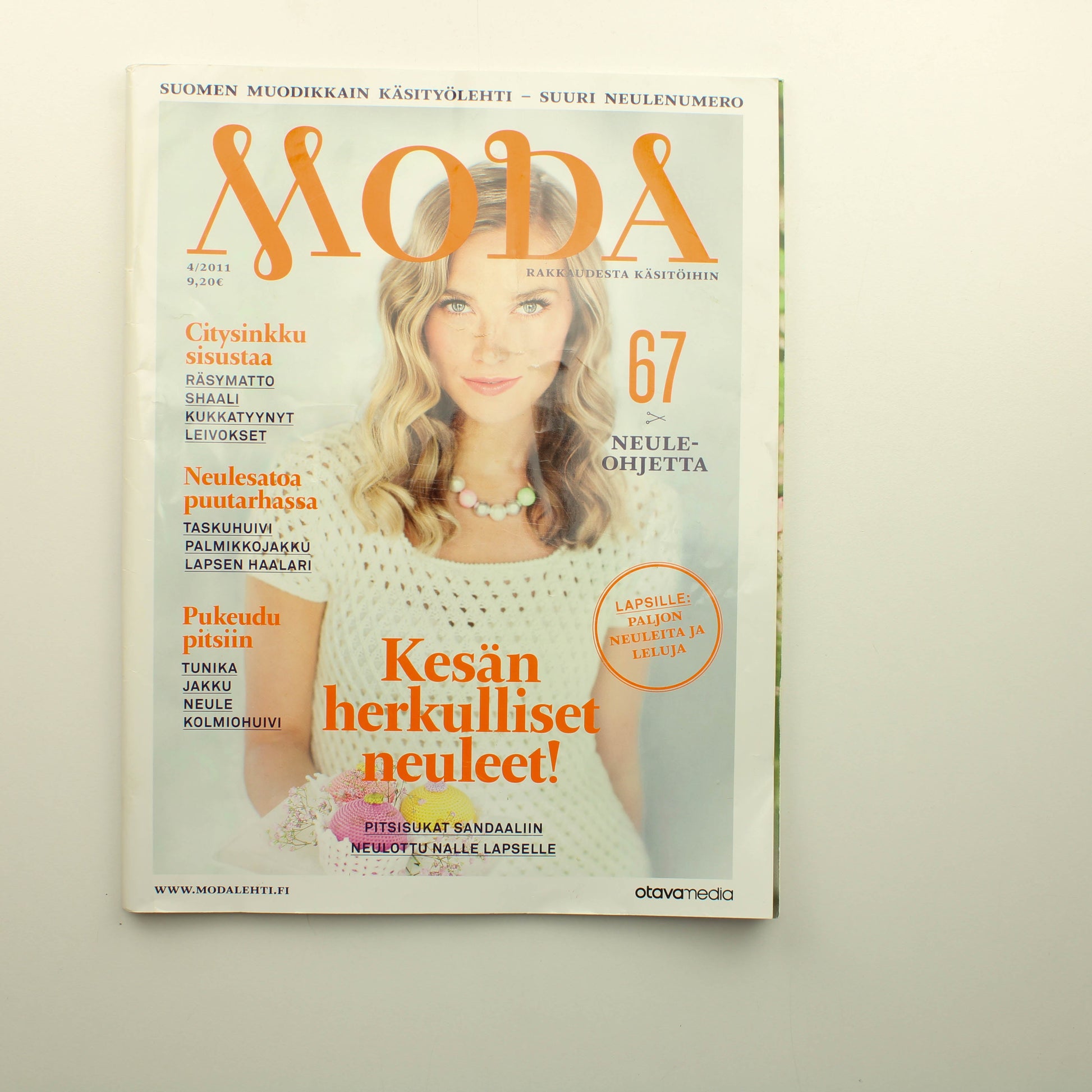 Moda 2011 - 4 (neulelehti)