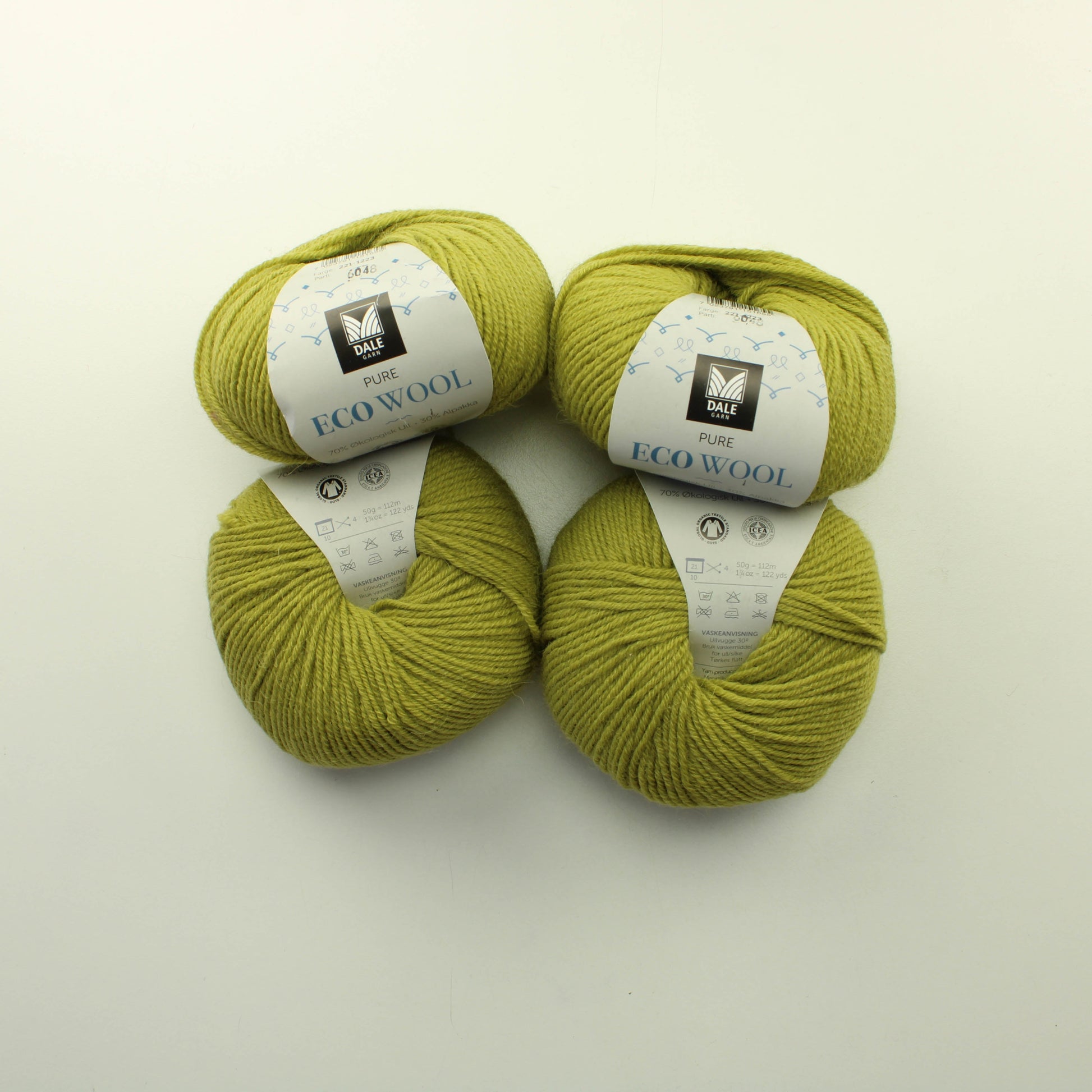 Dale Garn Pure  Eco Wool - 221-1223 Lankapussi 535 (180g)
