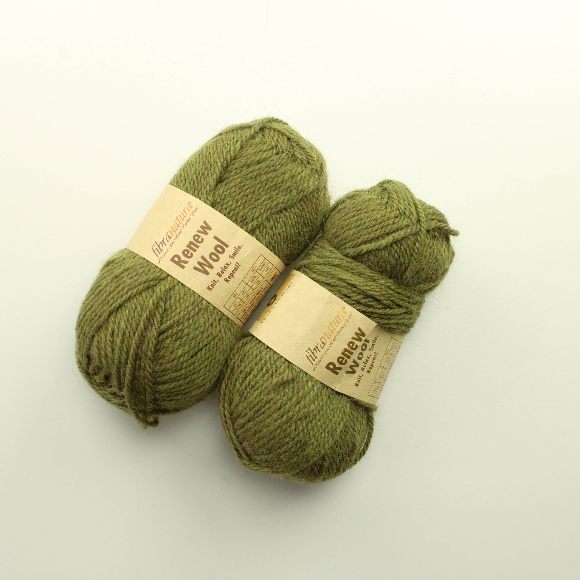 Fibra Natura Renew Wool - 106 lankapussi 584 (100g, osa lagasta käytetty, huomioitu hinnassa)