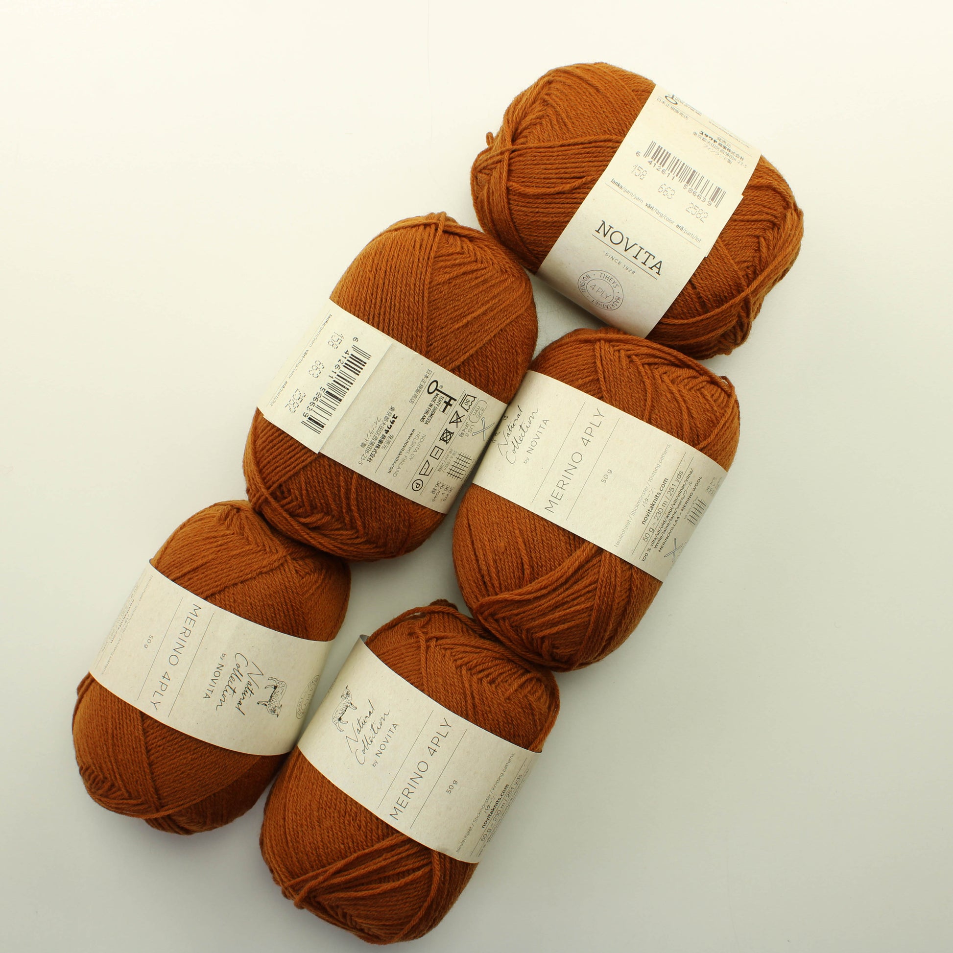 Novita merino 4ply - 663 Lankapussi 541 (250g)