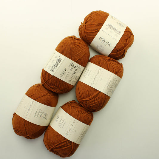 Novita merino 4ply - 663 Lankapussi 541 (250g)