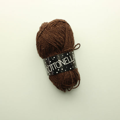 Novita Cottonella - Tummanruskea (50g)