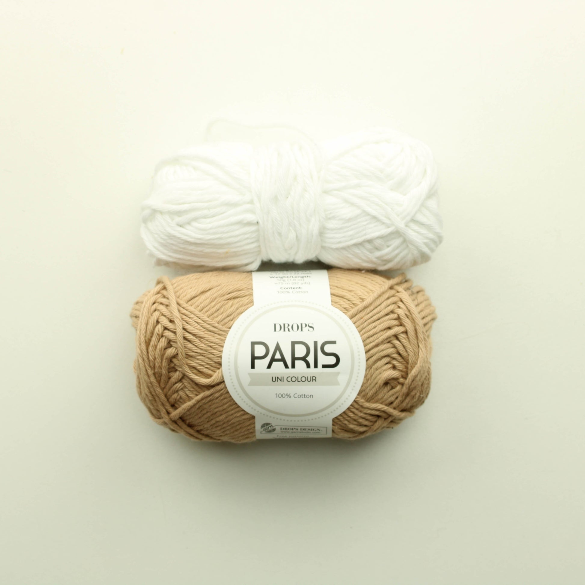 Drops Paris Uni color - 26 Lankapussi 630 (80g)