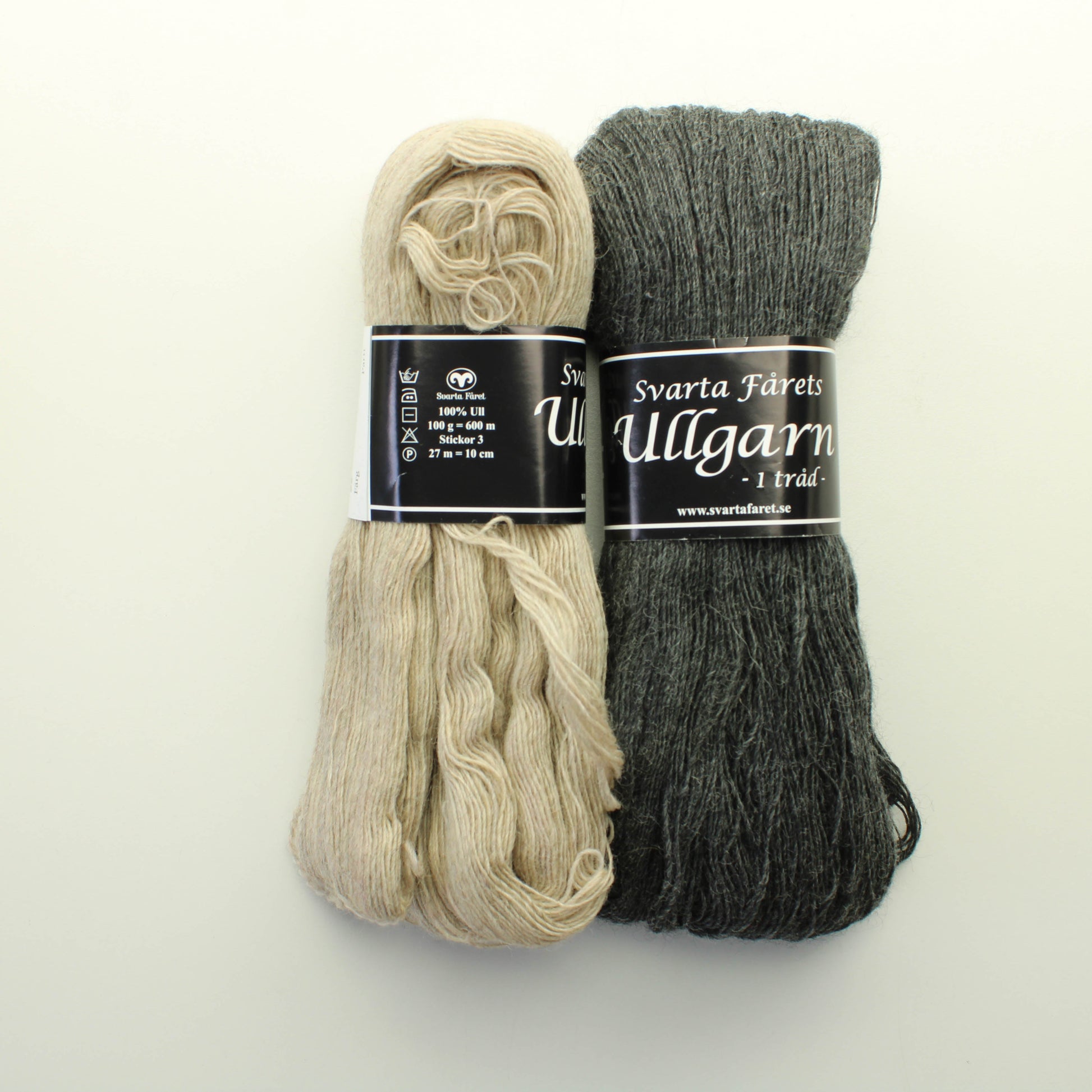 Svarta Fåret Ullgarn - Lankapussi 635 (n. 200g)