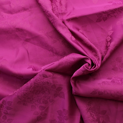 Magenta ruusukuvioinen satiinimainen Vaatetuskangas - Pala