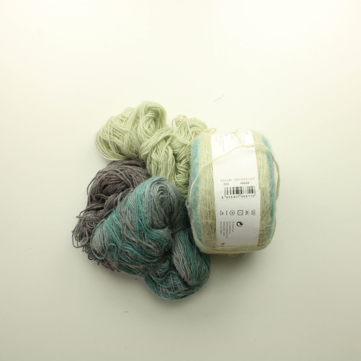 Katia Kaleido - 302 Lankapussi 704 (200g)