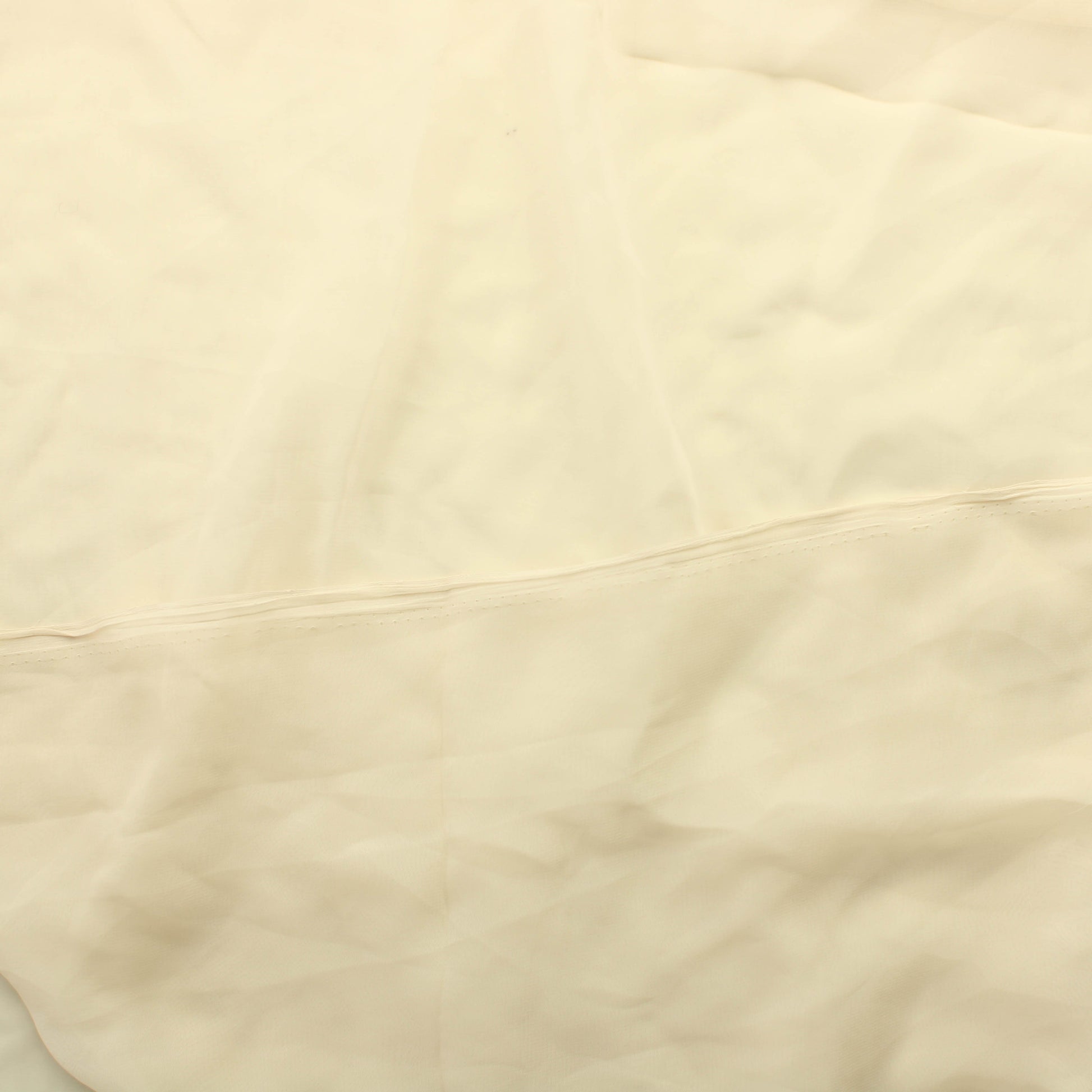 Vaalea beige Georgette Vaatetuskangas nro 16 - Pala