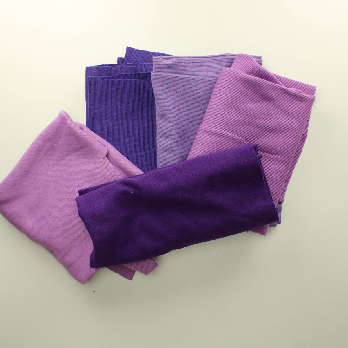 Violetit Tuubiresorit - Palapaketti