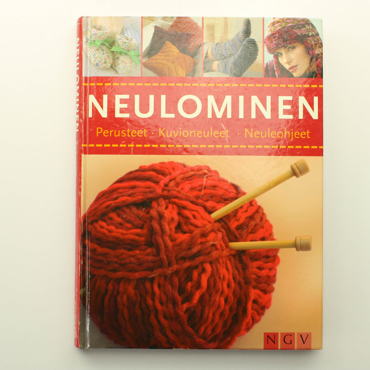 Helene Weinold-Leipold, Violau Waldmann: Neulominen: Perusteet, Kuvioneuleet, Neuleohjeet
