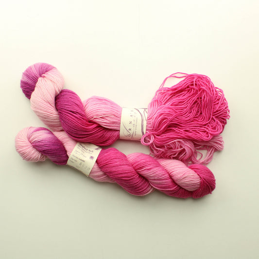 Lorna's Laces Shephaerd Sock - 307 Tickled Pink Lankapussi 541 (100g)