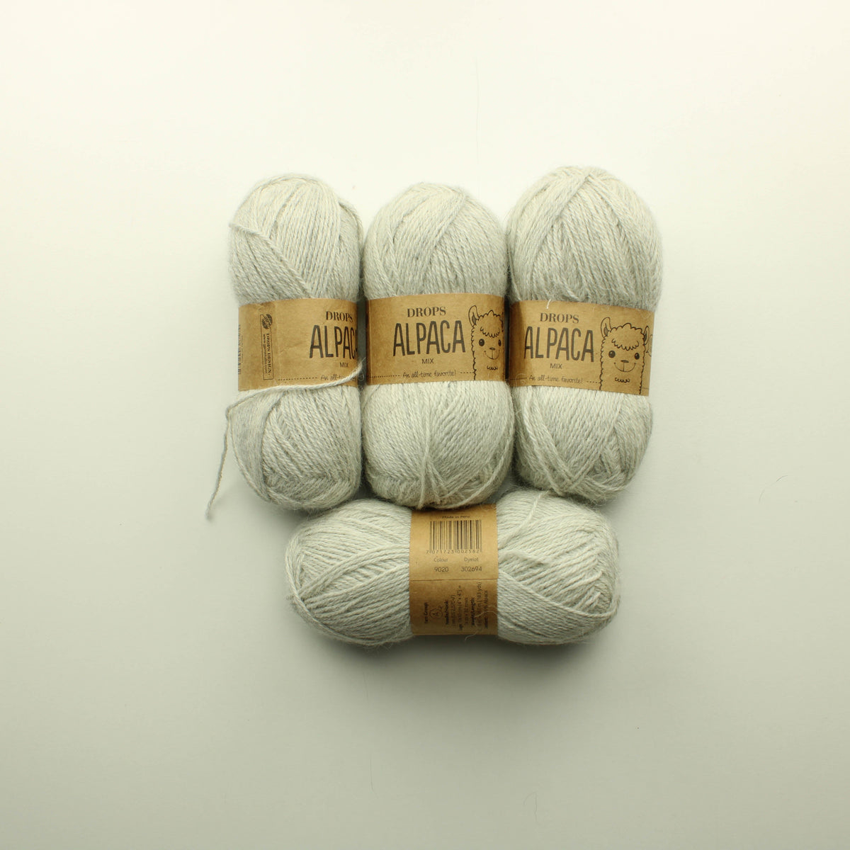Drops Alpaca mix - 9020 Lankapussi 250 (200g)
