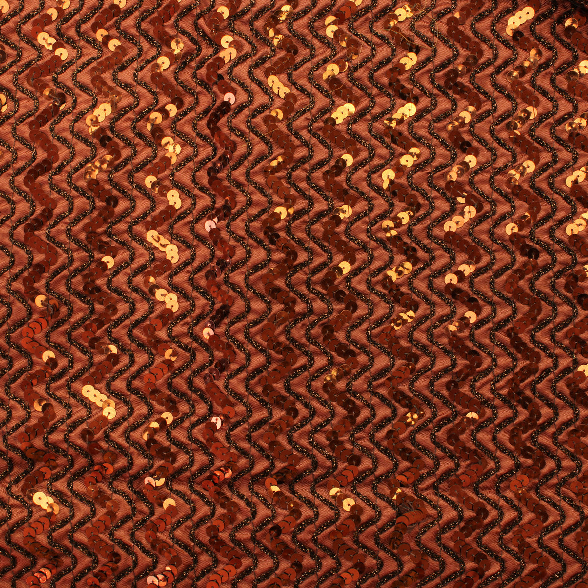 Punaruskea paljetti ja metallinauha koristeinen siksak Vaatetuskangas - Pala