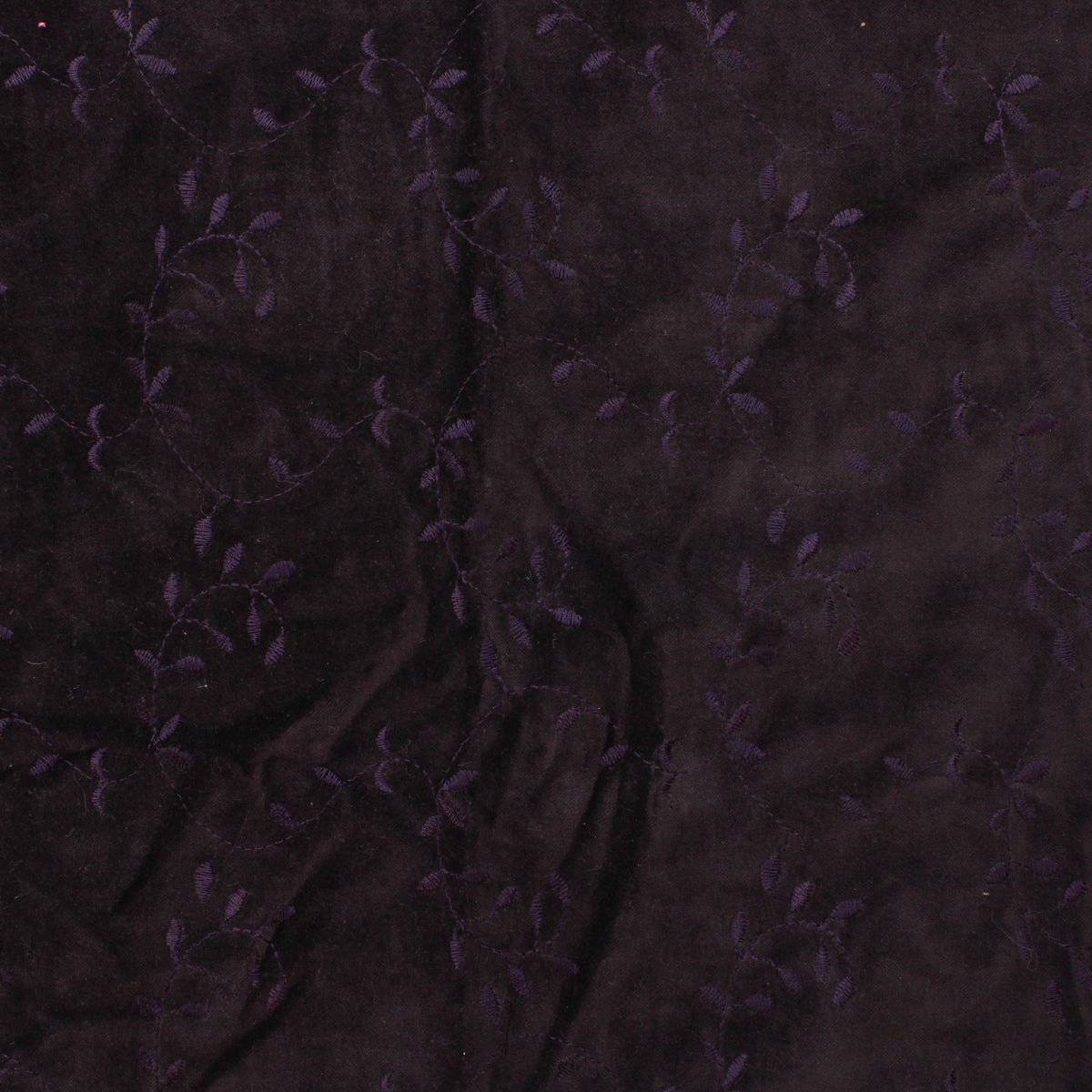 Kirjailtu Tummanvioletti Sametti - Pala