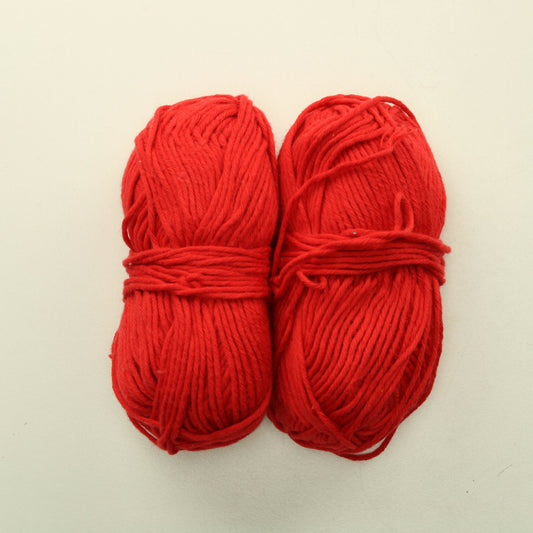 Punaiset Puuvillalangat - Lankapussi 217 (100g)