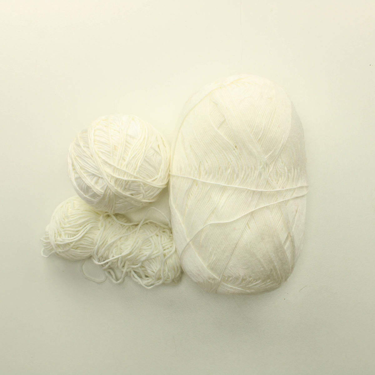 Valkoiset puuvillalangat - Lankapussi 577 (300g)