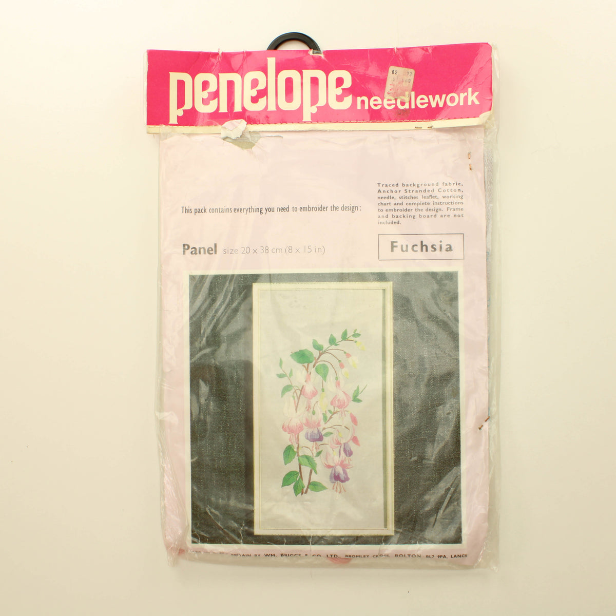Penelope Needlework vintage-kirjontapakkaus ”Fuchsia” 20x38cm (Käyttämätön) 