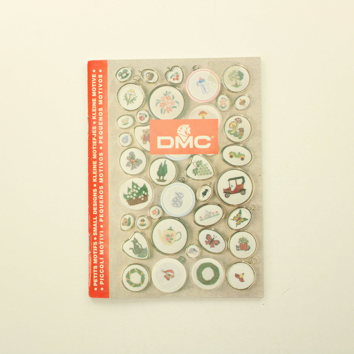 DMC: Small Designs, ristipistomallit