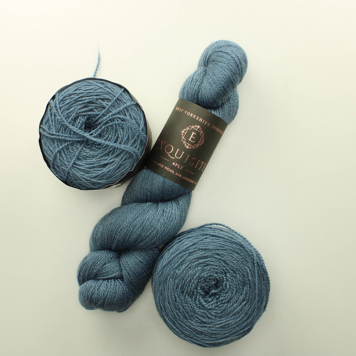 West Yorkshire Spinners Exquisite 4ply - Kensington 400 Lankapussi 160 (300g)