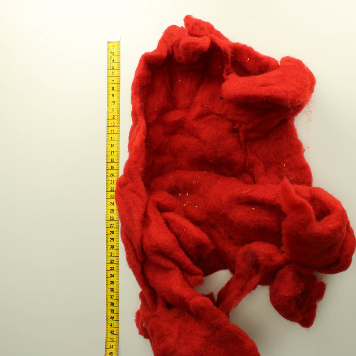 Pirtin Kehräämä huovutusvilla - Punainen Pussi 266 (100g)