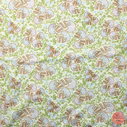 Ohut vaalea pääkallokuvioinen Trikoo - Pala