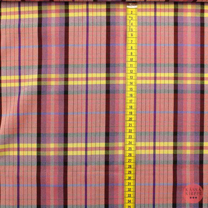 Ruudullilnen Vaatetuskangas - Pala