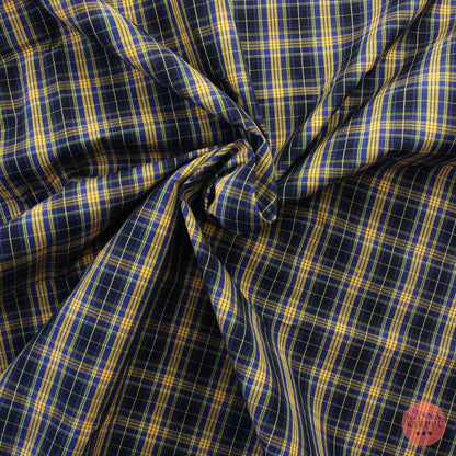 Ruudullinen Vaatetuskangas - Pala