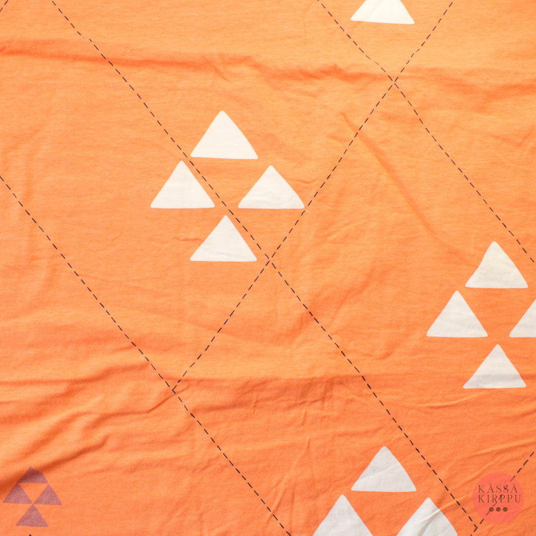 Oranssi kuviollinen Trikoo - Pala