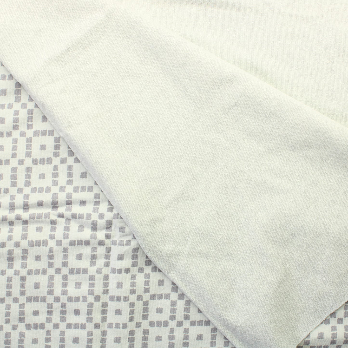 Valkoharmaa kuviollinen  JC - Pala